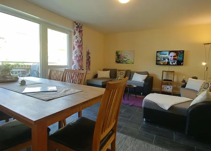 Rechts アパート *